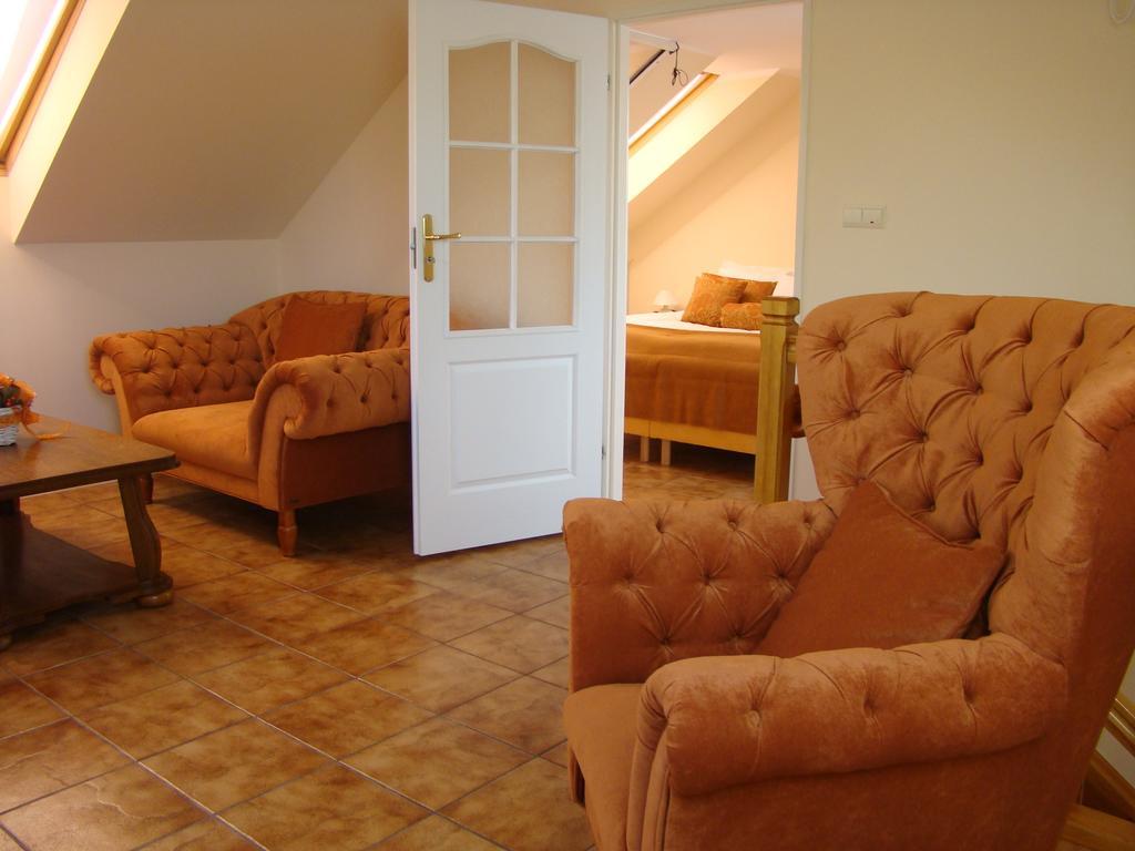 Bed and Breakfast Bobrowa Dolina Рын Номер фото